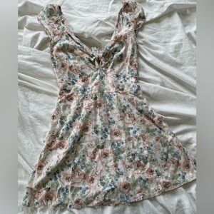 Abercrombie & Fitch floral summer dress with pockets